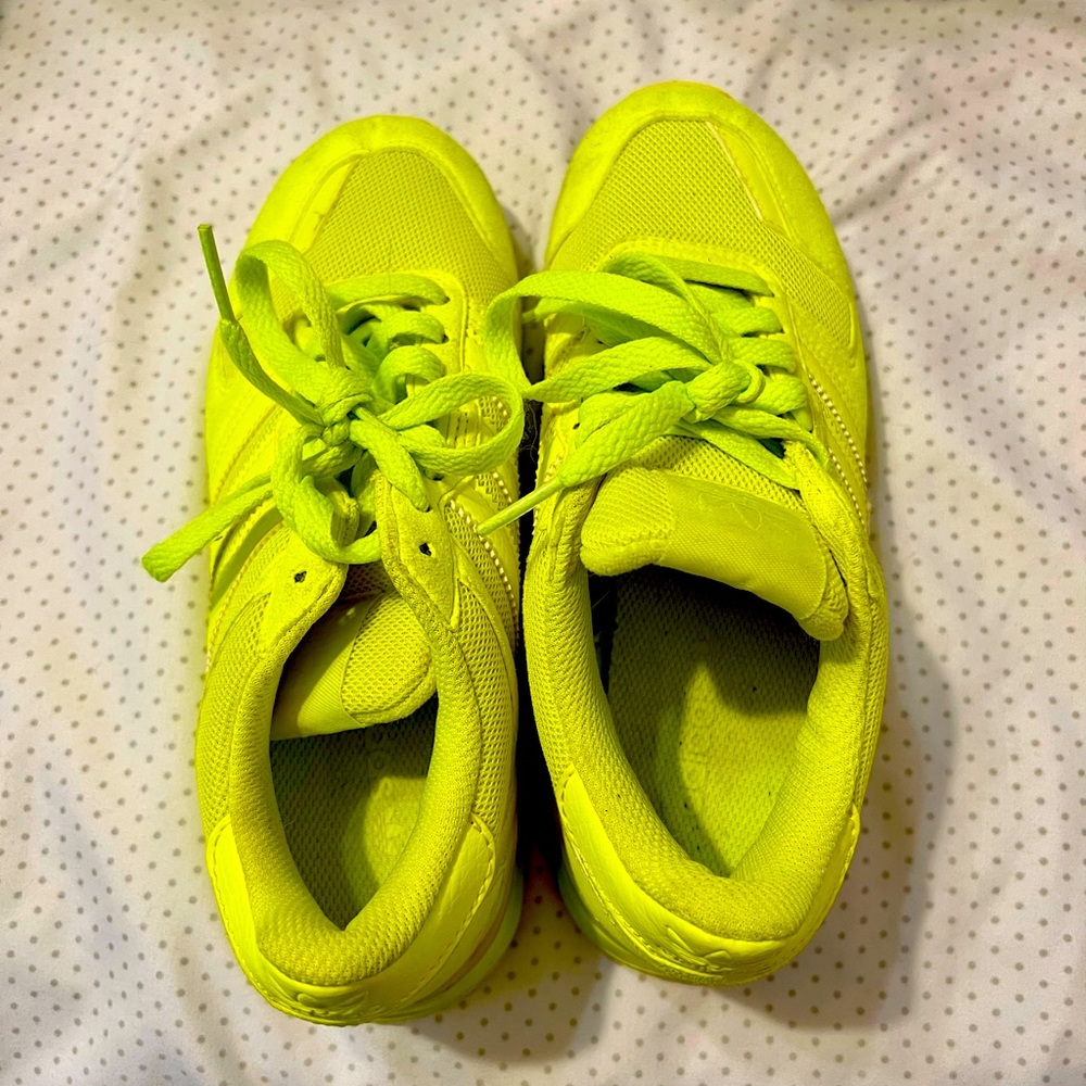 Adidas tennis shoes - hot yellow! Sz 4 (mens)